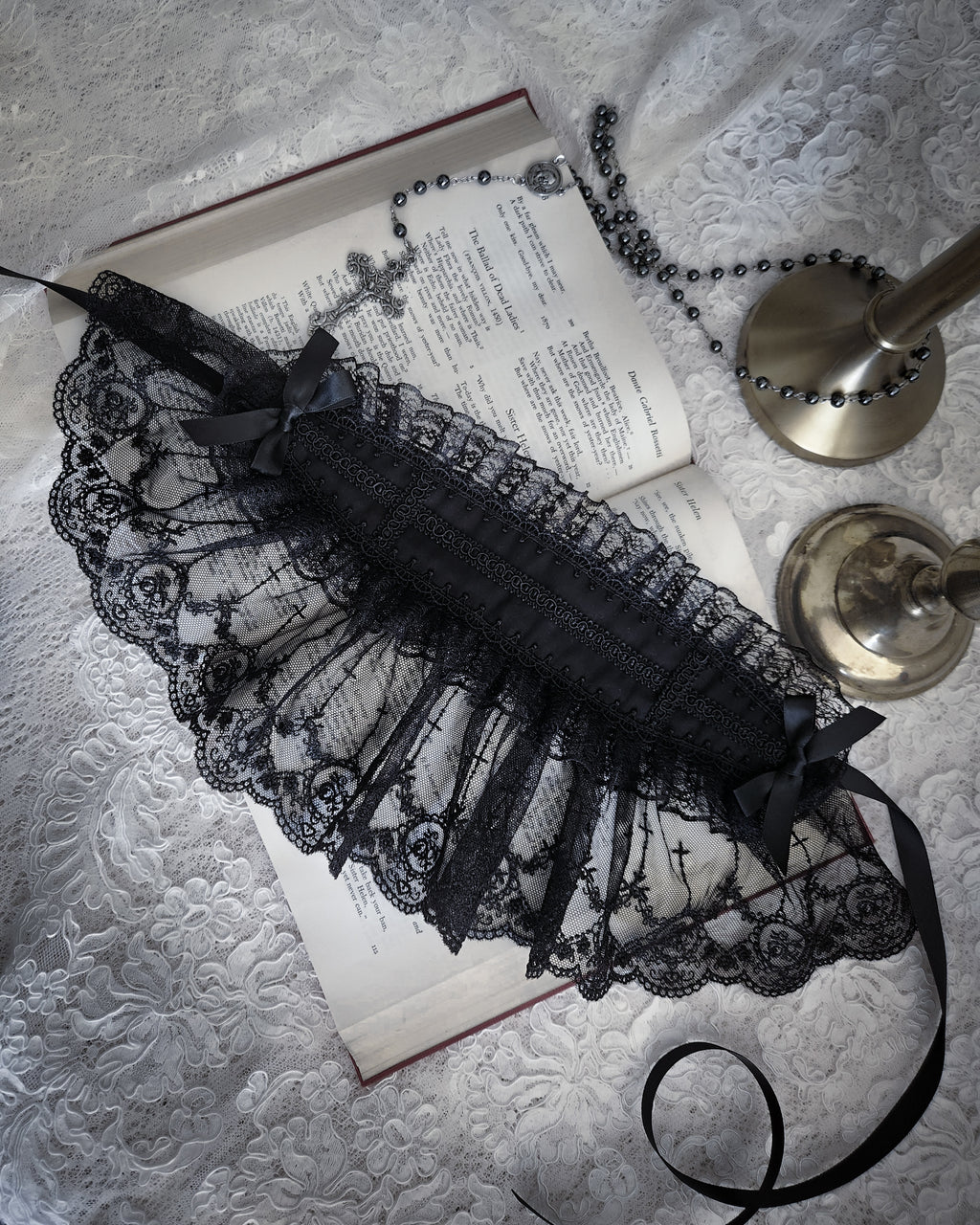'BLACK DOVE' Half Bonnet