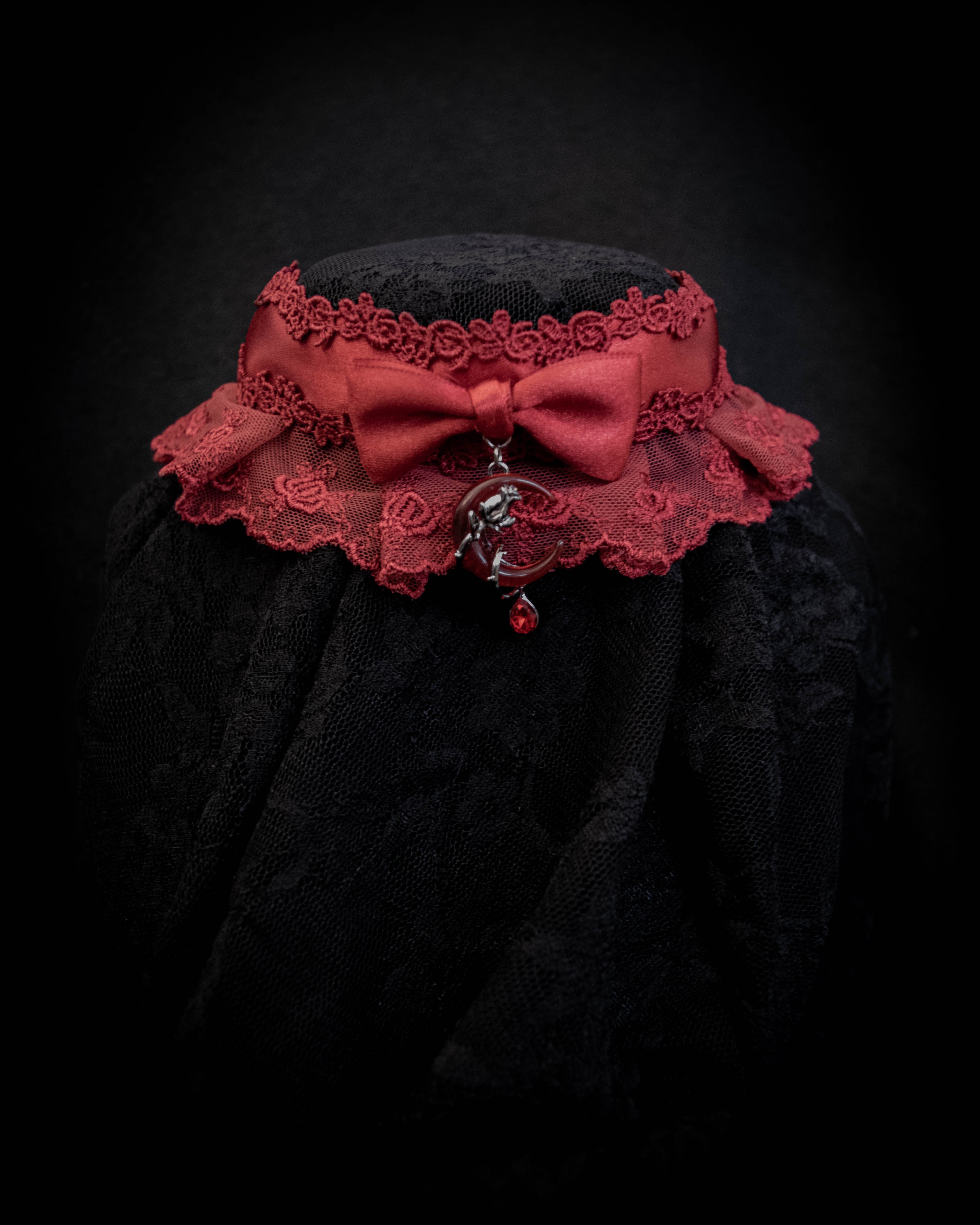 'BLOOD MOON' Choker
