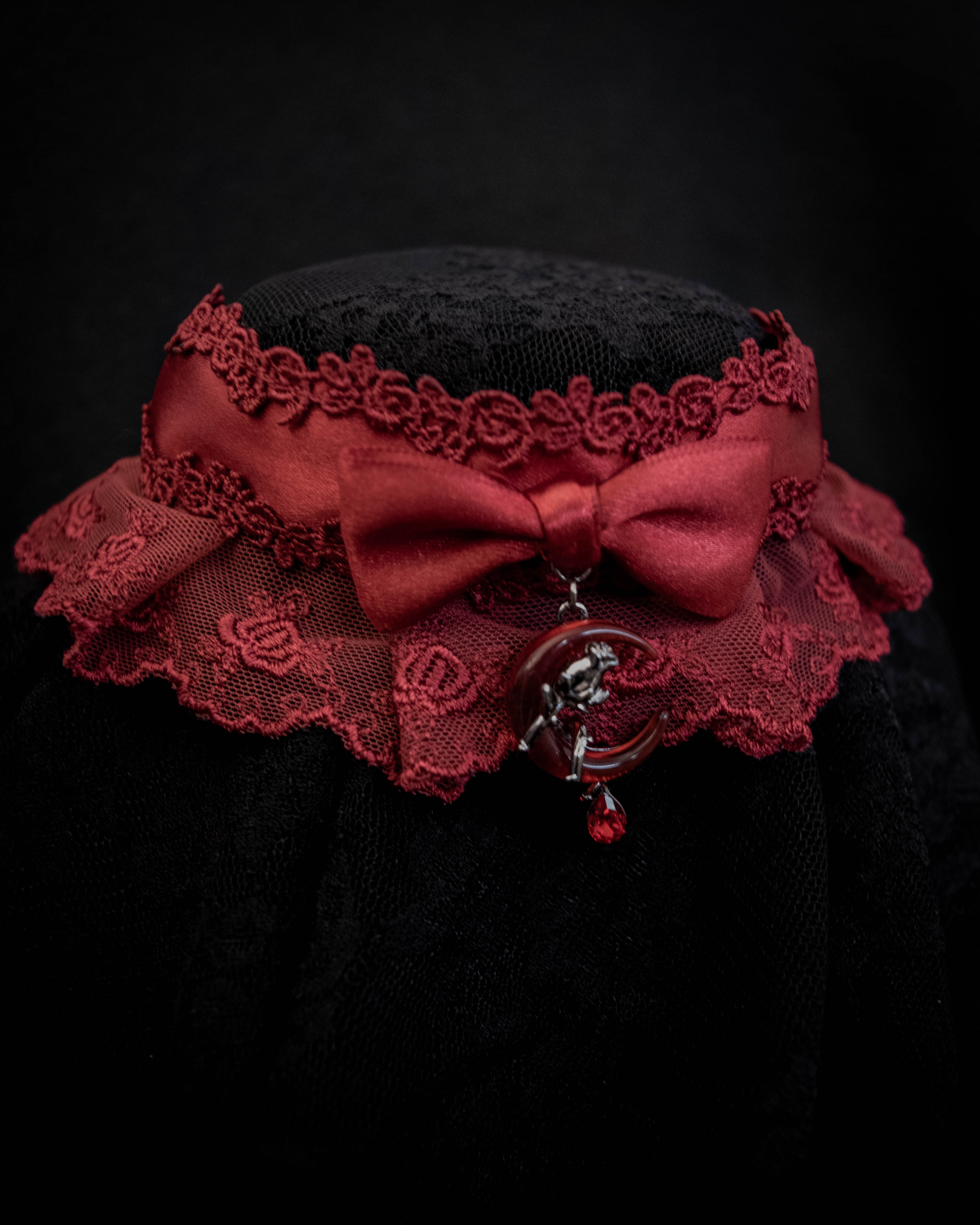 'BLOOD MOON' Choker