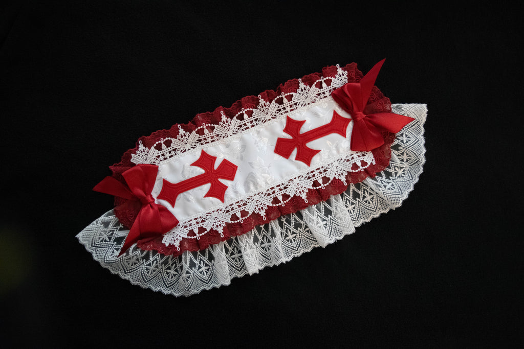 'VIVAMUS' Half Bonnet