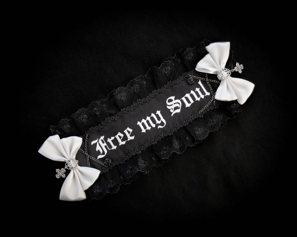 'FREE MY SOUL' Headdress